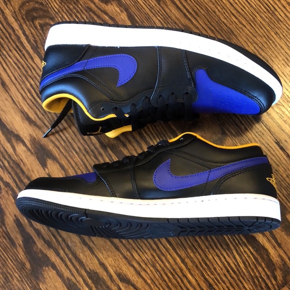 Air Jordan 1 Lows Black/Dark Concord/ Taxi size 11.5 men. In mint condition - Picture 2 of 8